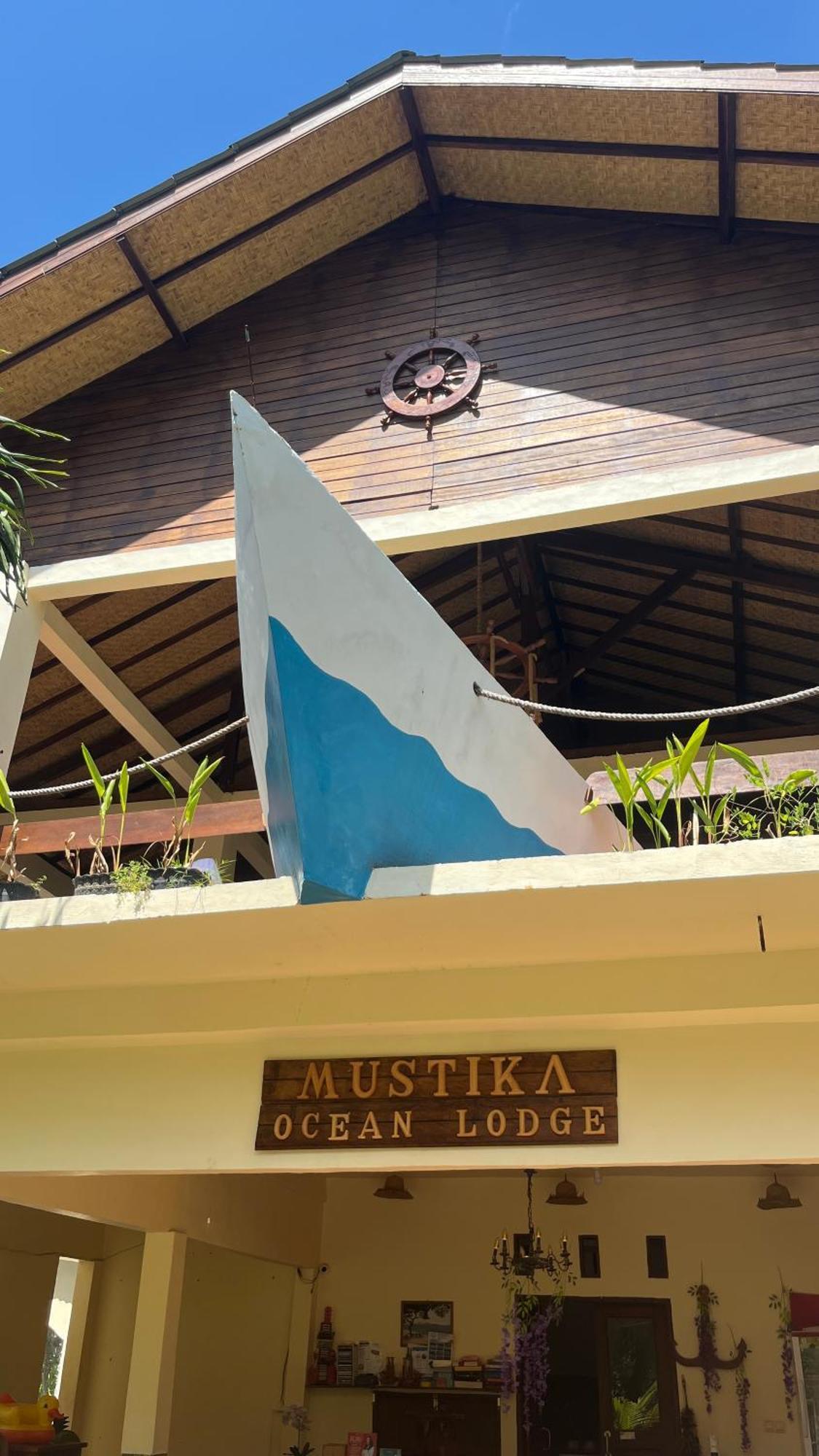 Mustika Ocean Lodge Gili Air Exterior photo